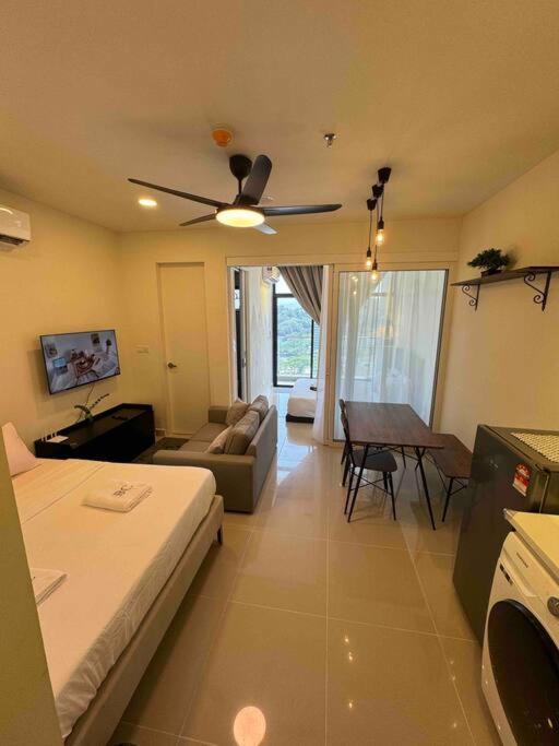 Apartment Bc@the Shore Kk View亚比城市景观 *